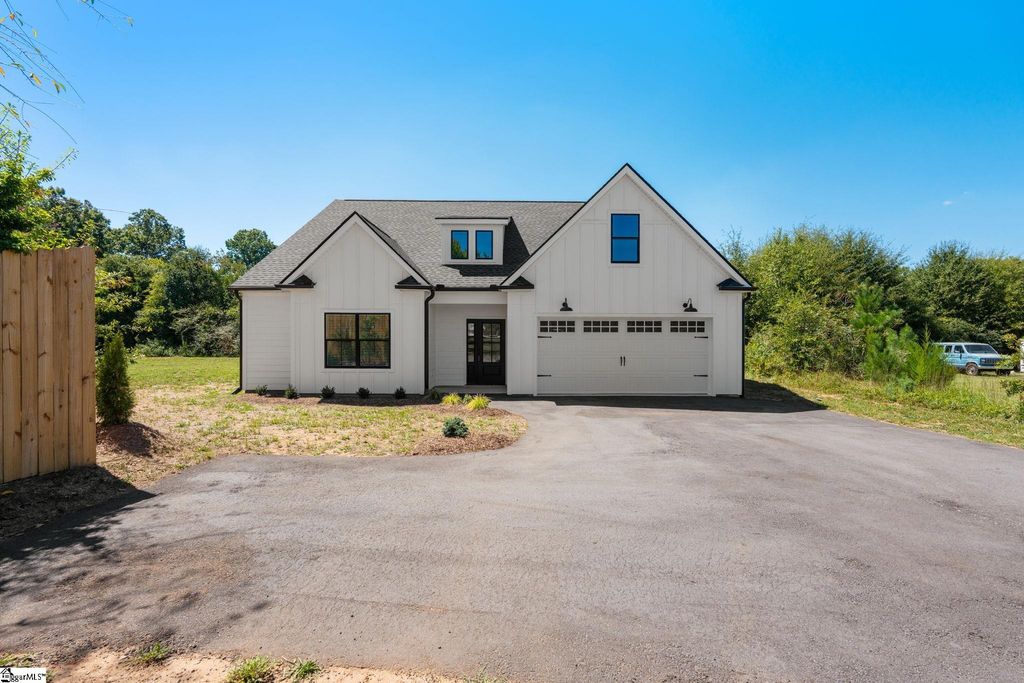 1434 Scuffletown Road, Simpsonville, SC 29681