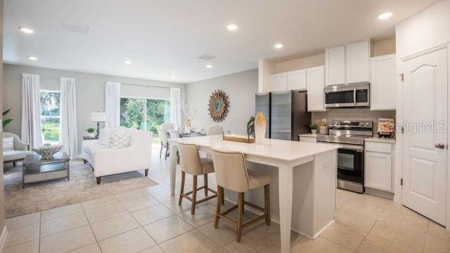 3570 SUMMIT VIEW WAY, Lakeland, FL 33803