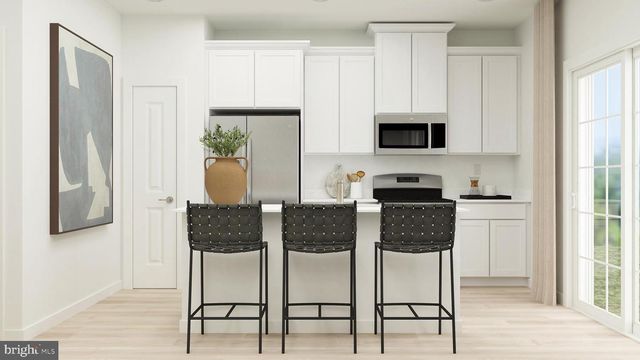 10 INKWELL LN, Sicklerville, NJ 08081