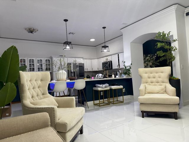 3427 Pioneer Ct, Stockton, CA 95212