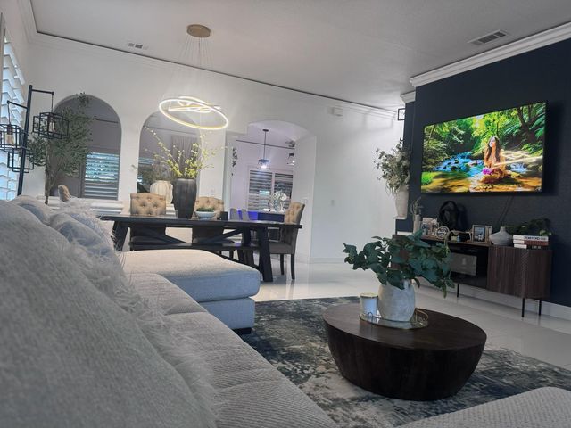 3427 Pioneer Ct, Stockton, CA 95212