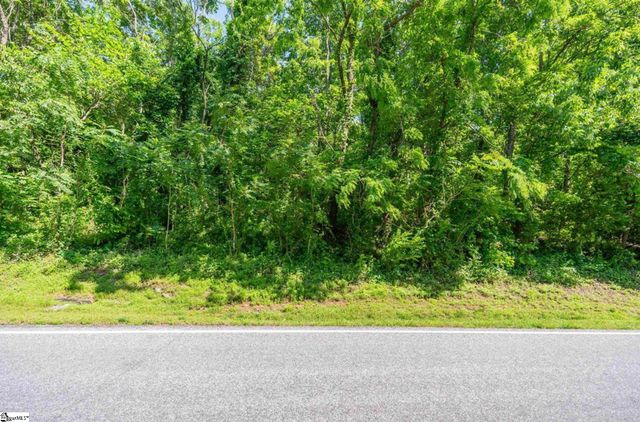 33 & 34 Raptor Way, Landrum, SC 29635