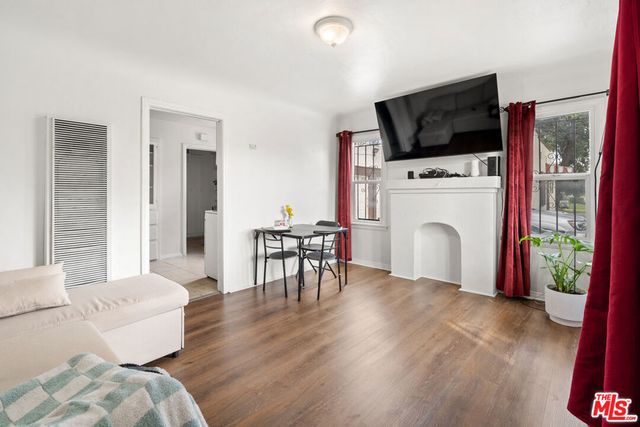 358 E 73rd Street, Los Angeles, CA 90003