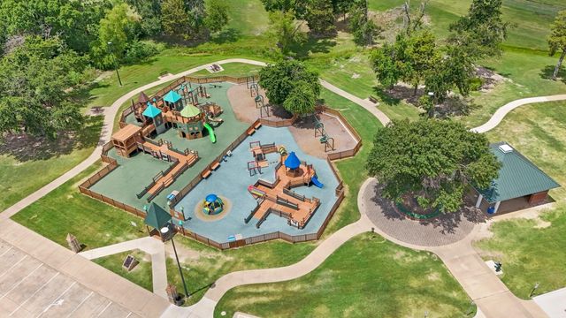 130 Astoria Drive, Cedar Hill, TX 75104