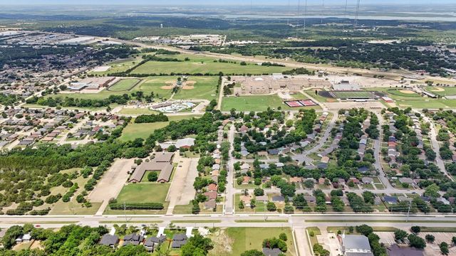 130 Astoria Drive, Cedar Hill, TX 75104