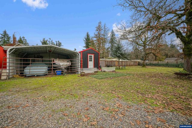8550 Aumsville Hwy SE, Salem, OR 97317