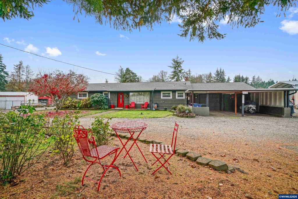 8550 Aumsville Hwy SE, Salem, OR 97317