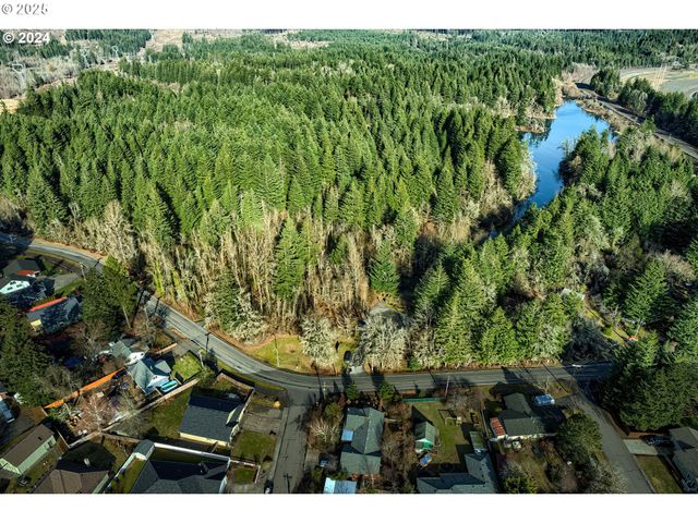 1015 E CASCADE Dr, North Bonneville, WA 98639