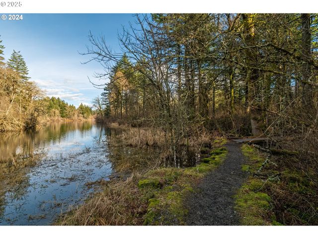 1015 E CASCADE Dr, North Bonneville, WA 98639