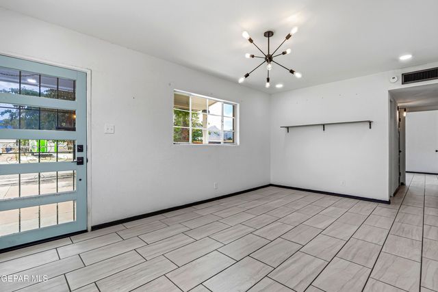 8832 MOUNT HAGAN Drive, El Paso, TX 79904
