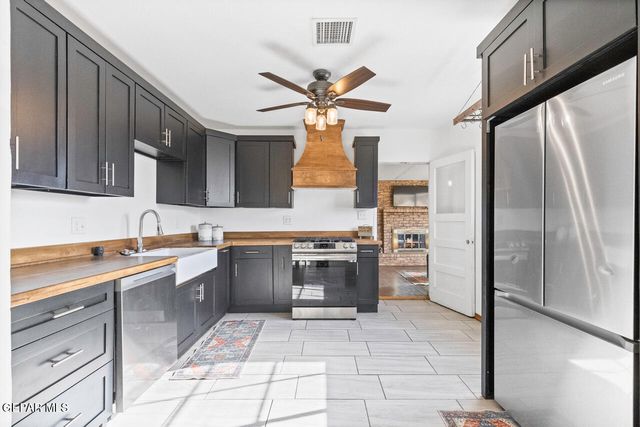 8832 MOUNT HAGAN Drive, El Paso, TX 79904