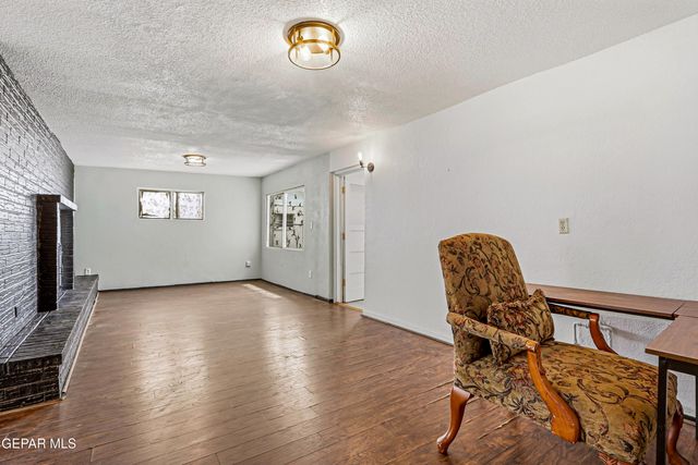 8832 MOUNT HAGAN Drive, El Paso, TX 79904