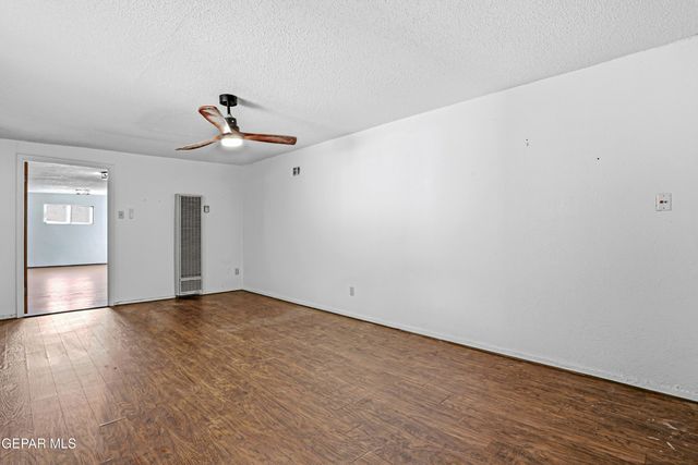 8832 MOUNT HAGAN Drive, El Paso, TX 79904