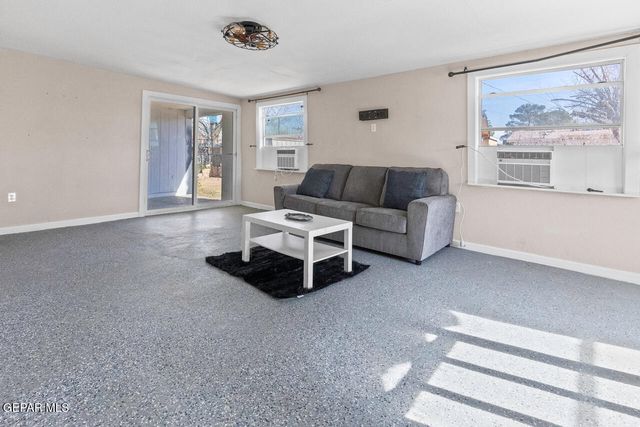 8832 MOUNT HAGAN Drive, El Paso, TX 79904