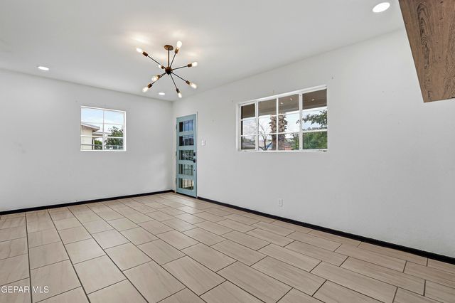 8832 MOUNT HAGAN Drive, El Paso, TX 79904