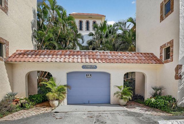 650 Tennis Club Drive 311, Fort Lauderdale, FL 33311
