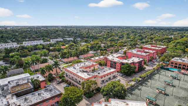 650 Tennis Club Drive 311, Fort Lauderdale, FL 33311