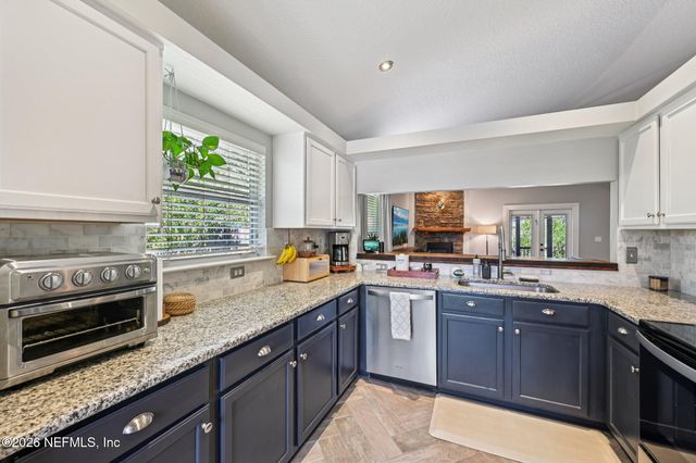 2847 SUTTON ESTATES Circle N, Jacksonville, FL 32223