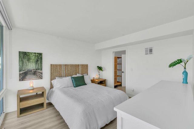 1221 Hillsboro Mile 39c, Hillsboro Beach, FL 33062