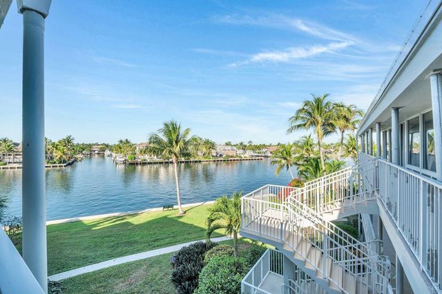 1221 Hillsboro Mile 39c, Hillsboro Beach, FL 33062