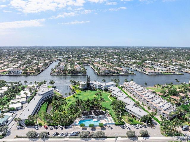 1221 Hillsboro Mile 39c, Hillsboro Beach, FL 33062