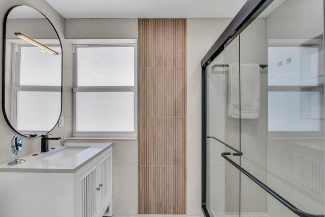 1221 Hillsboro Mile 39c, Hillsboro Beach, FL 33062