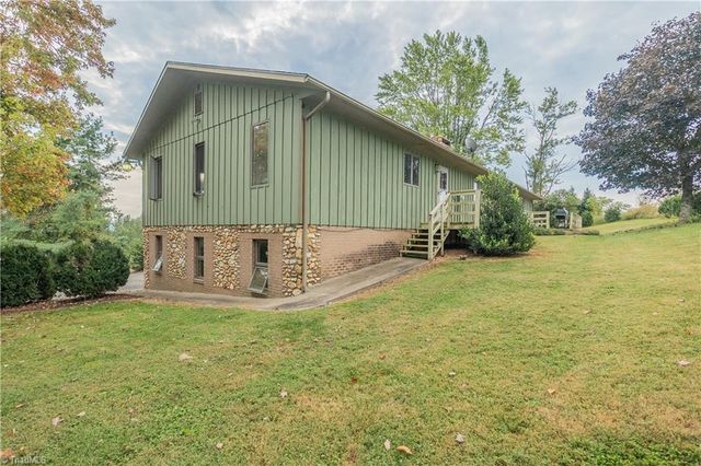 244 Columbine Lane, Galax, VA 24333