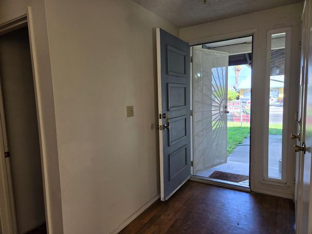 7908 Camrose Way, Sacramento, CA 95828