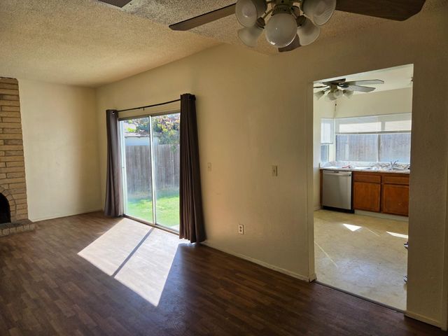 7908 Camrose Way, Sacramento, CA 95828