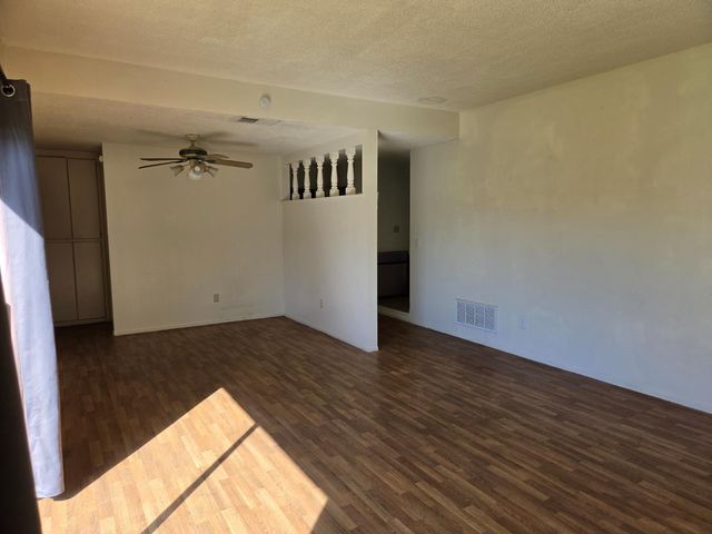 7908 Camrose Way, Sacramento, CA 95828