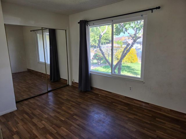 7908 Camrose Way, Sacramento, CA 95828
