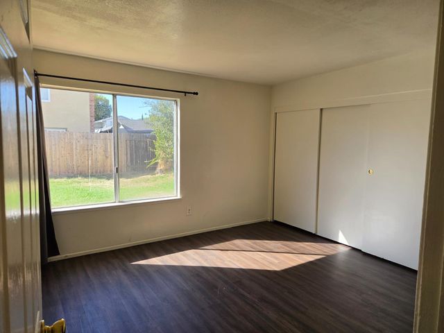 7908 Camrose Way, Sacramento, CA 95828