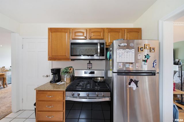 4117 N DEVON Lane, Peoria, IL 61614