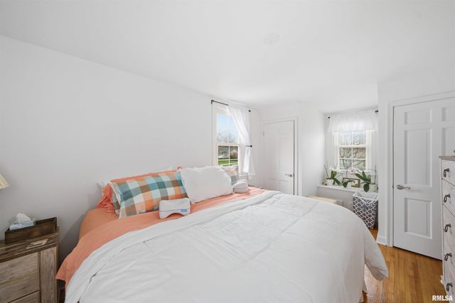 4117 N DEVON Lane, Peoria, IL 61614