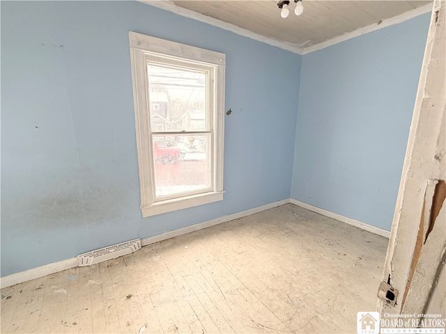 53 Livingston Avenue, Jamestown, NY 14701