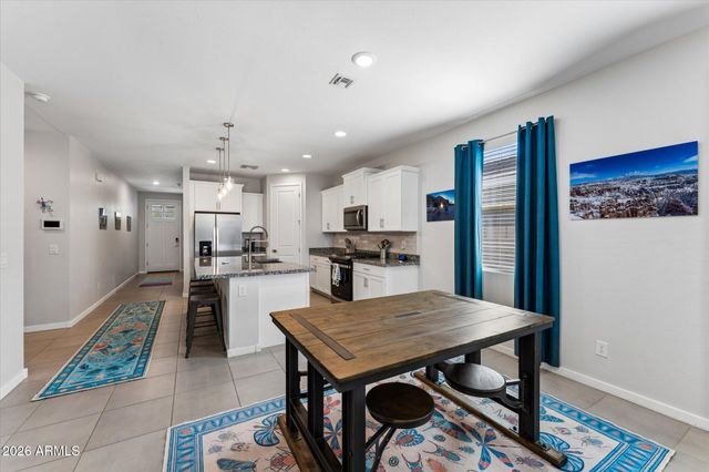 6740 W PEDRO Lane, Laveen, AZ 85339