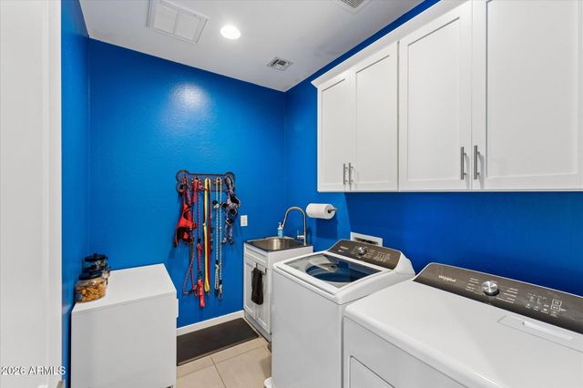 6740 W PEDRO Lane, Laveen, AZ 85339