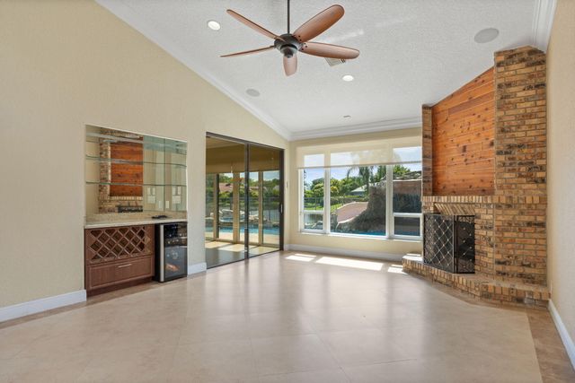 11220 NW 2nd Manor, Coral Springs, FL 33071