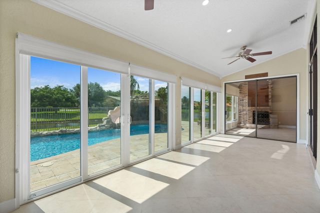 11220 NW 2nd Manor, Coral Springs, FL 33071