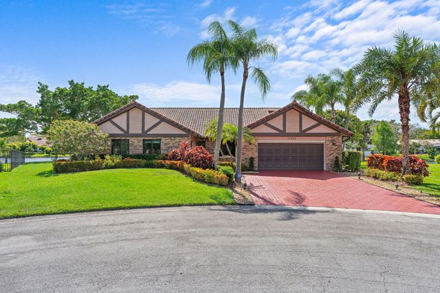 11220 NW 2nd Manor, Coral Springs, FL 33071