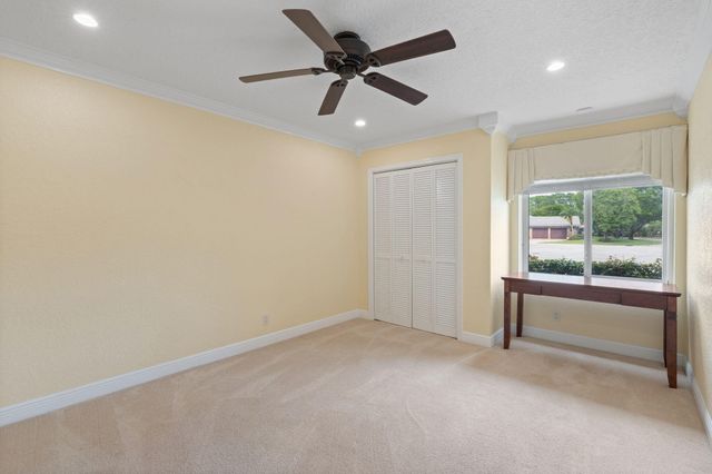 11220 NW 2nd Manor, Coral Springs, FL 33071