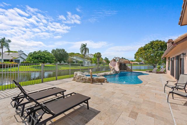 11220 NW 2nd Manor, Coral Springs, FL 33071