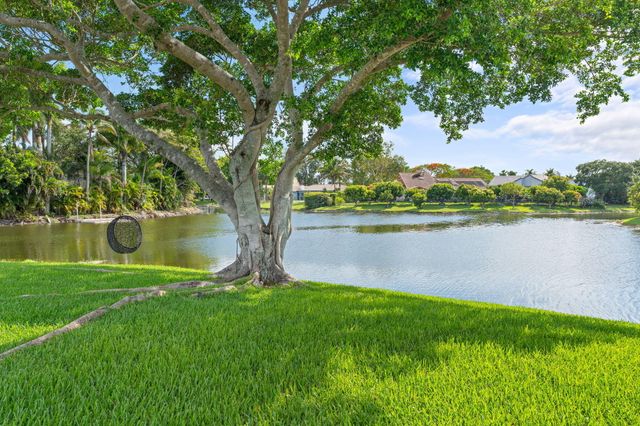 11220 NW 2nd Manor, Coral Springs, FL 33071