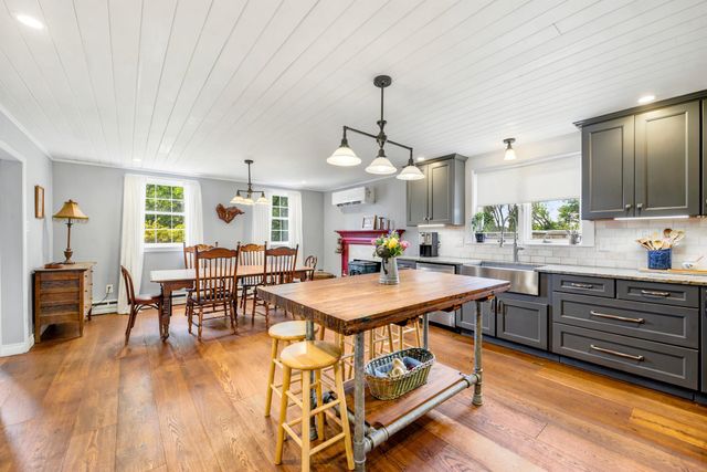 355 SWEDESFORD RD, Malvern, PA 19355