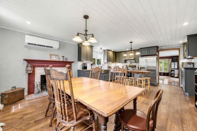 355 SWEDESFORD RD, Malvern, PA 19355