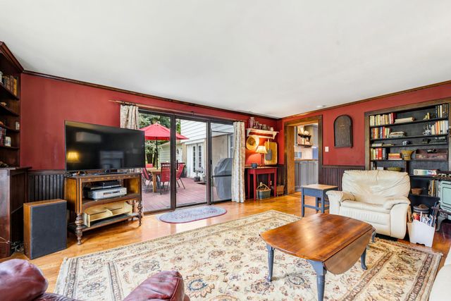 355 SWEDESFORD RD, Malvern, PA 19355