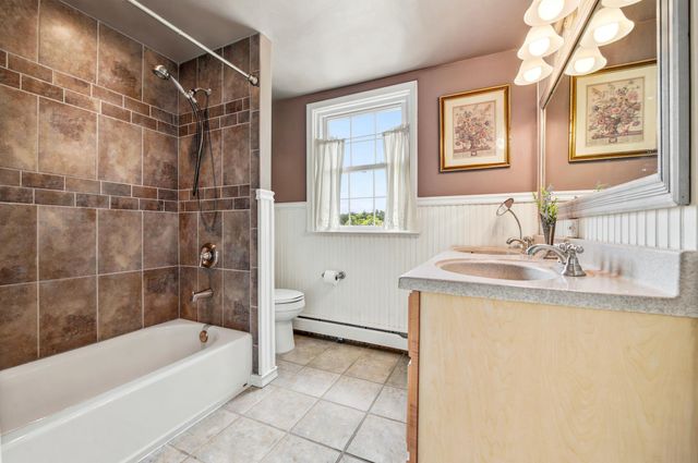 355 SWEDESFORD RD, Malvern, PA 19355