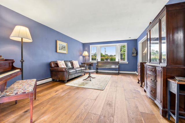 355 SWEDESFORD RD, Malvern, PA 19355