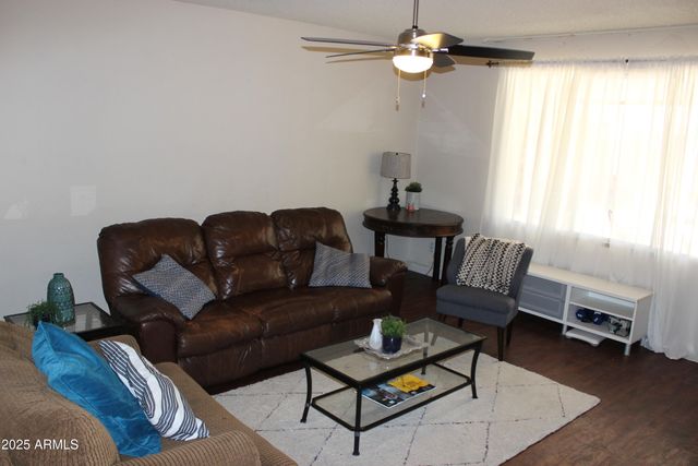 221 E ELLIS Drive, Tempe, AZ 85282