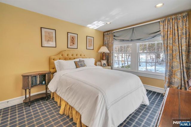 211 Highwood Avenue, Tenafly, NJ 07670